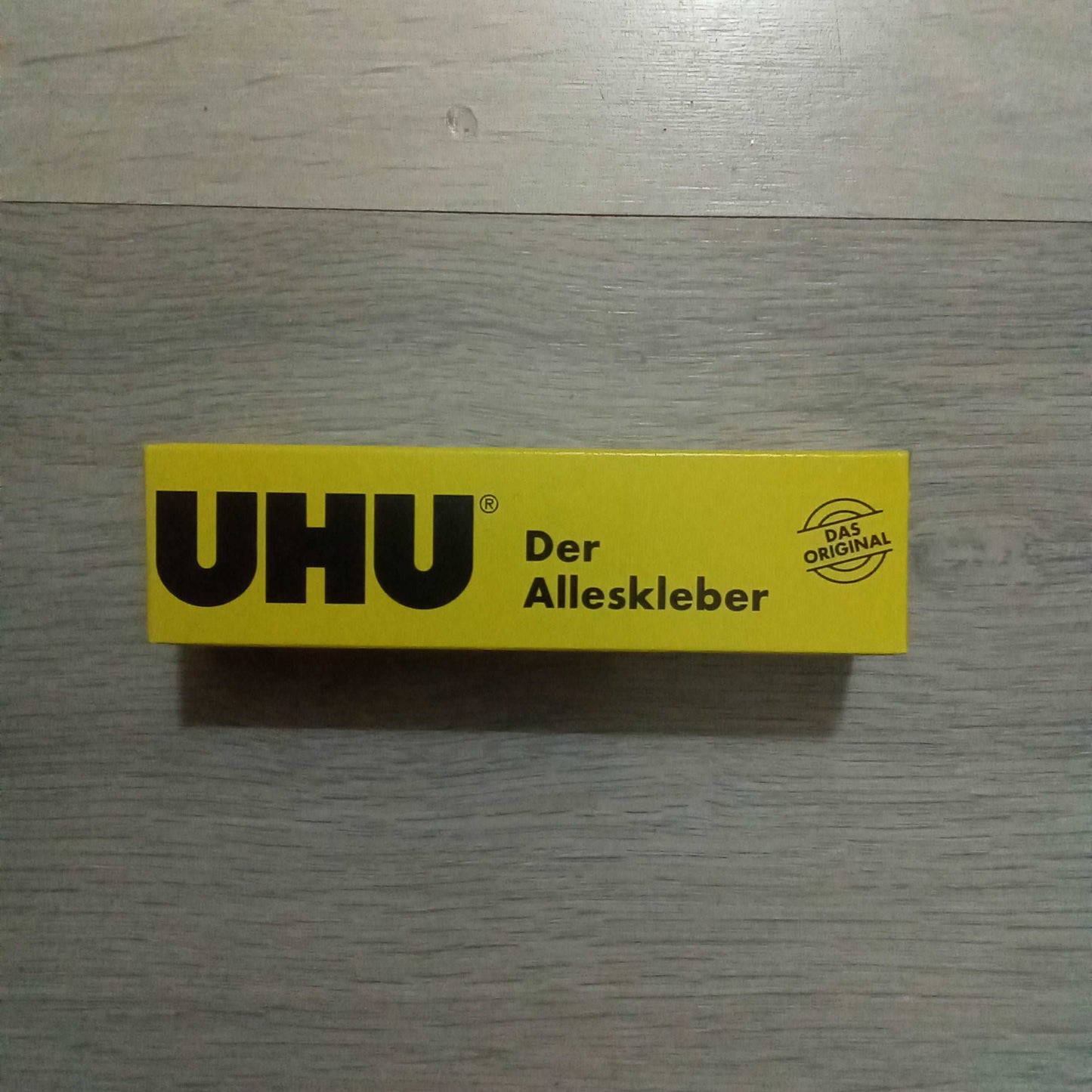 Colla UHU