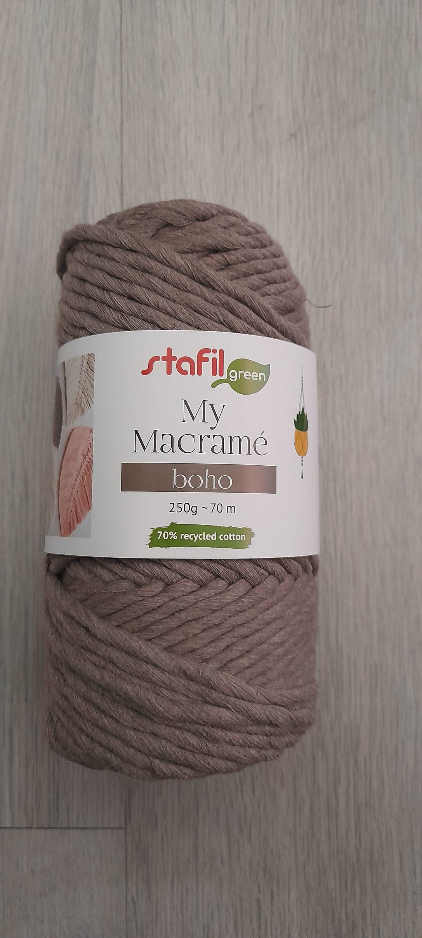 Filato macramè che si pettina